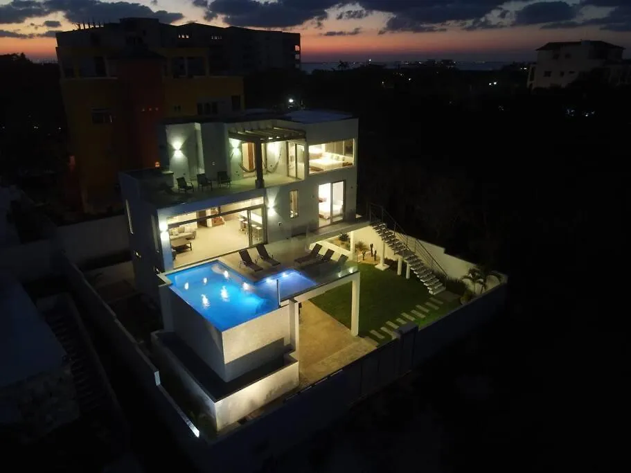Luxury Villa Cascada- Infinity Oceanview Pool And Elevator Ilha das Mulheres
