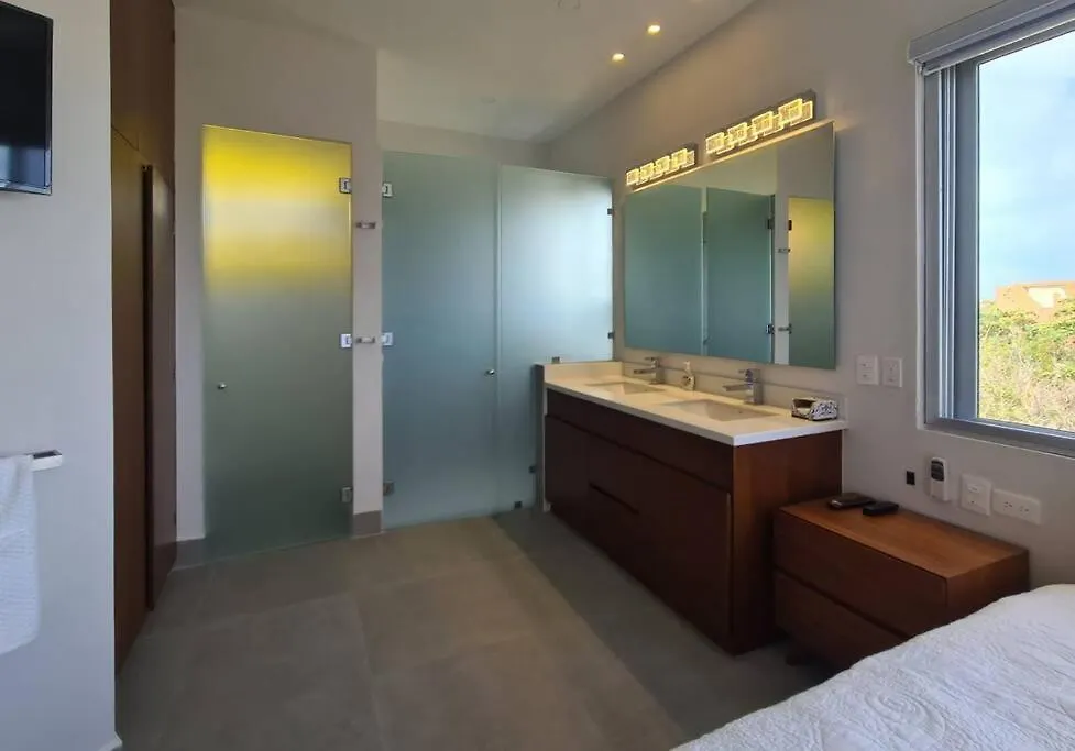 Luxury Villa Cascada- Infinity Oceanview Pool And Elevator Ilha das Mulheres